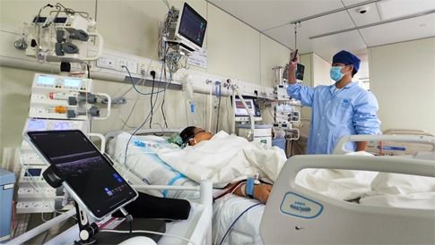 華科大團(tuán)隊(duì)突破性研發(fā)超聲無創(chuàng)連續(xù)血壓監(jiān)測設(shè)備，開啟血壓監(jiān)測新時(shí)代